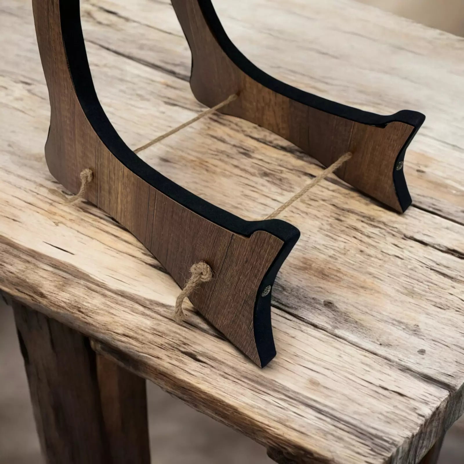 Oud & Baglama Stand – Perfect for String Instruments